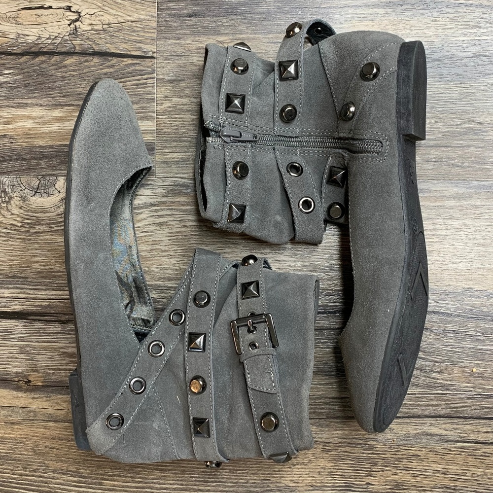 Ankle bootie/flats; size 8